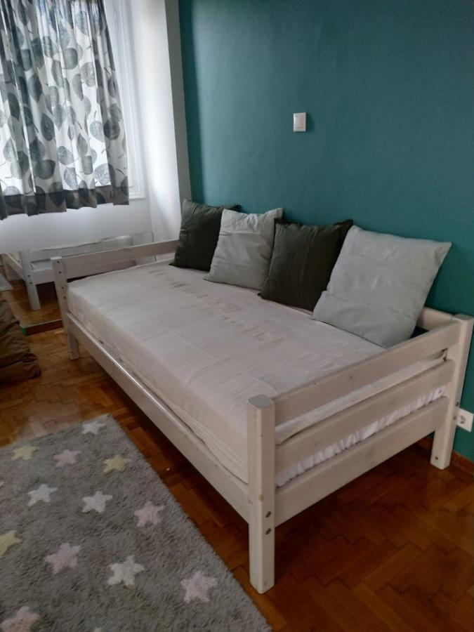 Fully Renovated, Family-Friendly Apartment, Next To A Huge Green Park, In Athens Center Екстер'єр фото